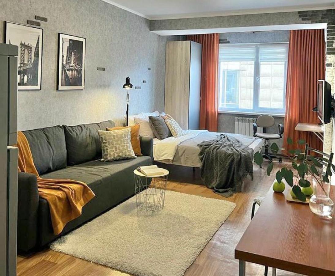Студия New York В Самом Центре Города Appartement Alma-Ata Buitenkant foto