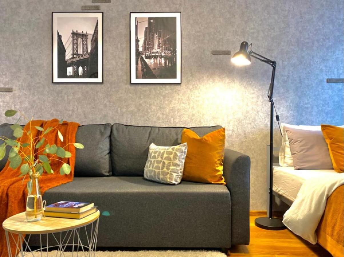 Студия New York В Самом Центре Города Appartement Alma-Ata Buitenkant foto